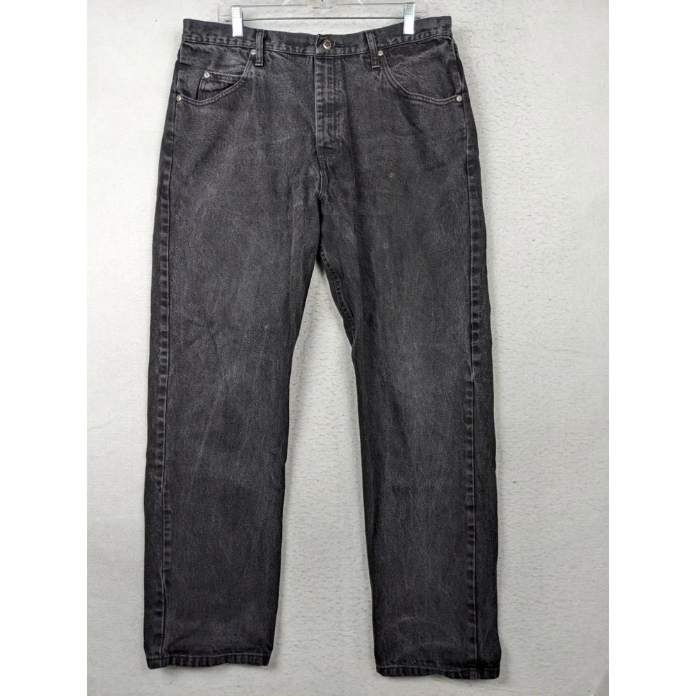Wrangler Mens Jeans Size 38 x 32 Black Relaxed Fit Denim Cotton
